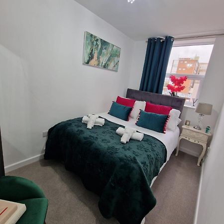 12 B Market Street Watford  Ngoại thất bức ảnh